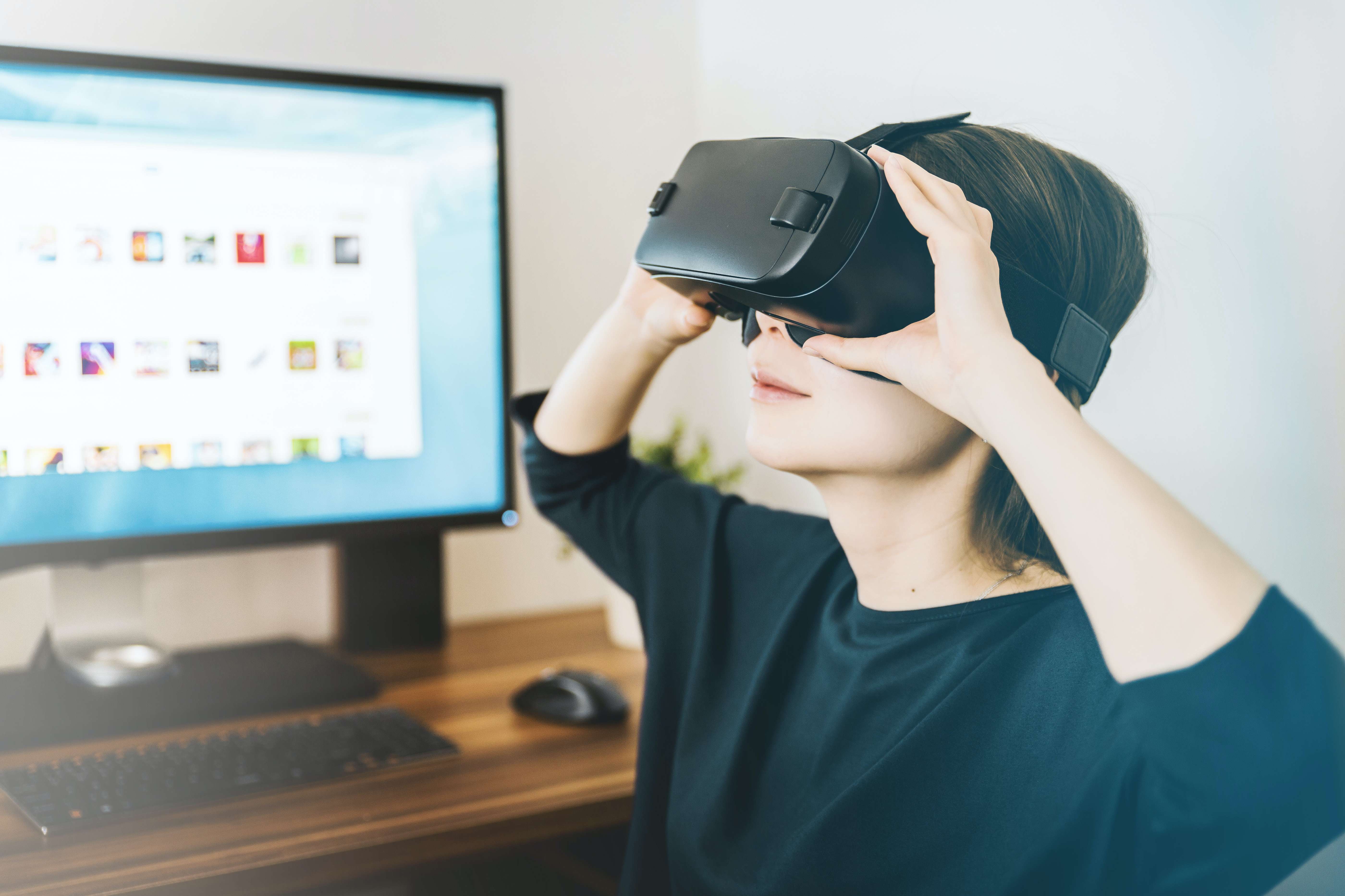 Virtual Reality And E-Commerce: A Shopping Revolution